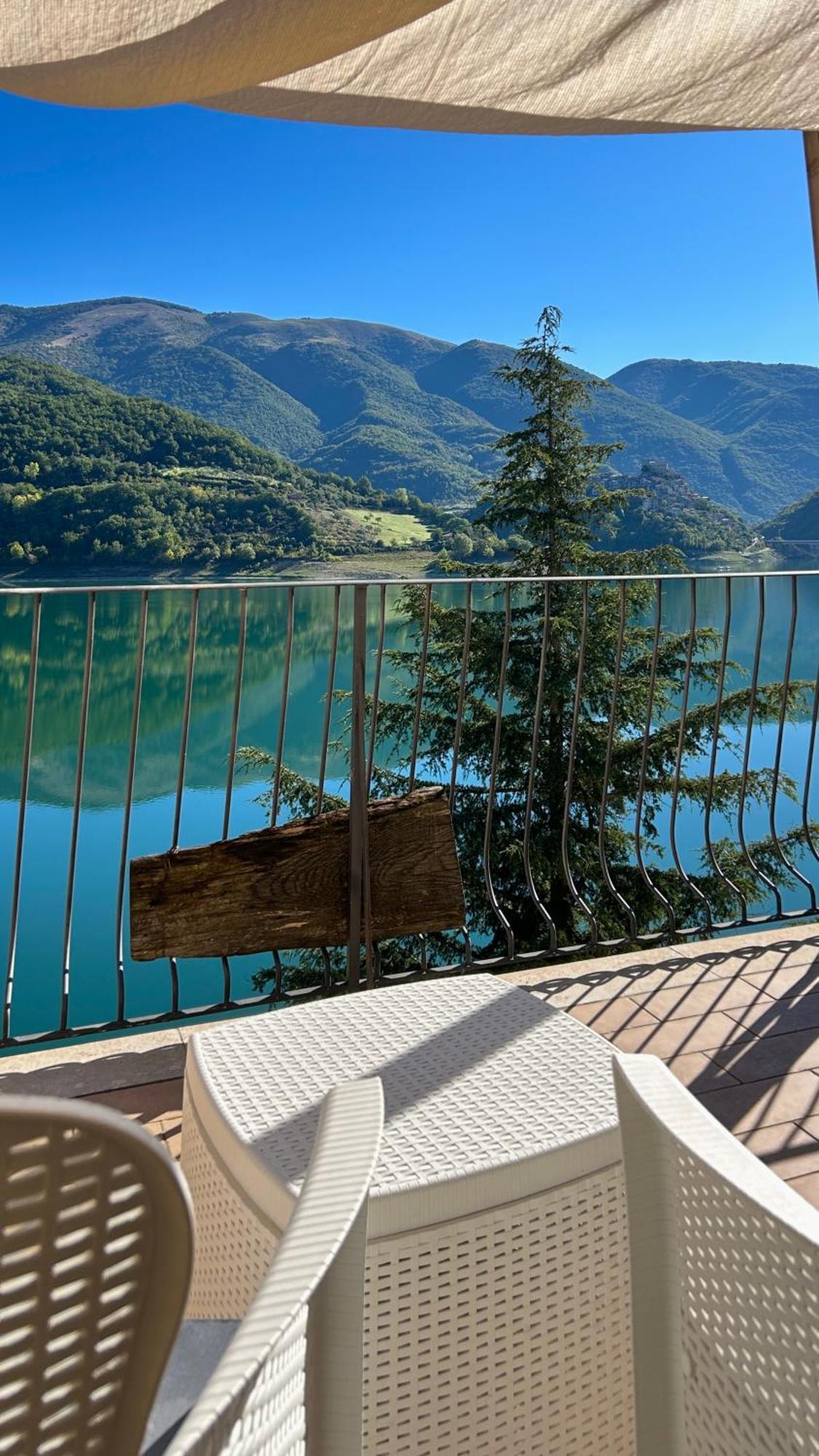 B&B La Casetta Sul Lago Colle di Tora Ngoại thất bức ảnh
