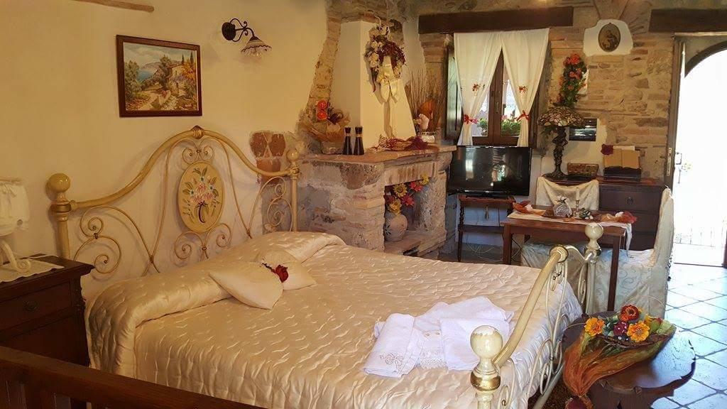 B&B La Casetta Sul Lago Colle di Tora Ngoại thất bức ảnh